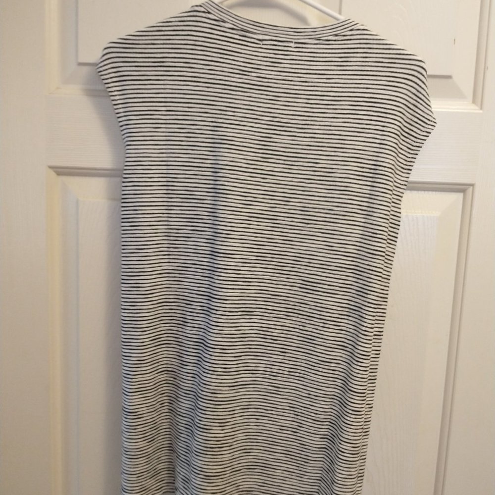 Max Studio Tie Front Striped Sleeveless Tank Top Small - Picture 6 of 6